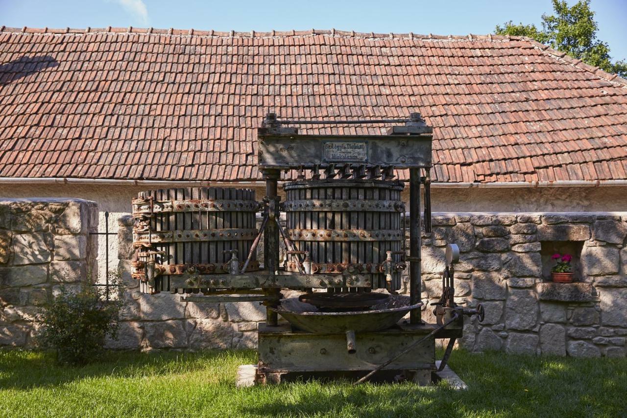 Erdőbénye Preselo Pinceszet Es Vendeghaz Bed & Breakfast エクステリア 写真